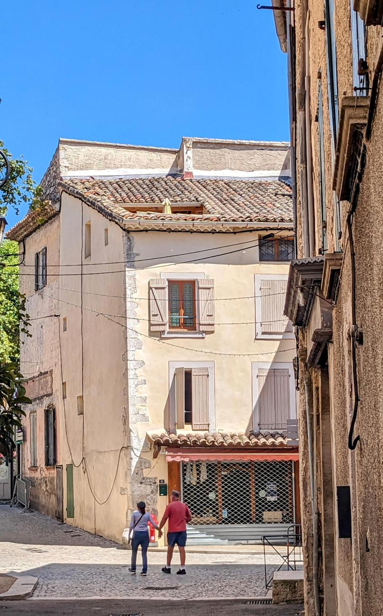 La Terrasse D'Olea, Au Coeur Du Village Buis-les-Baronnies Dış mekan fotoğraf